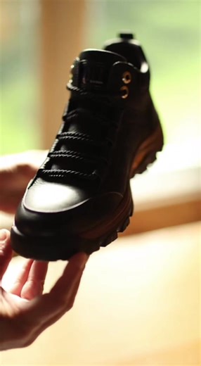 Rugged Men's Work Boots - Thick Rubber Sole for Rough Terrain & Everyday Use #mensoutdoorboots #ruggedfootwear #durableboots #workstyle #everydaywork