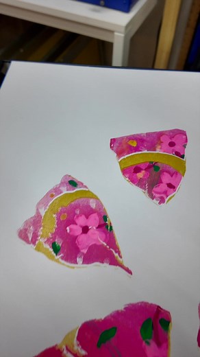 Learn the Art of Printmaking: Monoprinting and Screen Printing Techniques