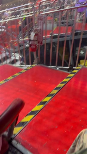 Digging for gold while watching the circus show 🎪 | Maria Gonzalez-Gudino