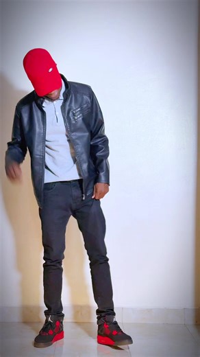 Dancing CHRIS (@chris.kennie_)’s videos with original sound - jeam