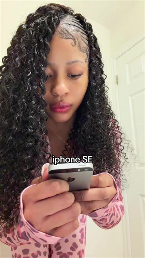 Exploring the iPhone SE Features