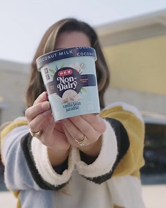 Select Ingredients are all the foods you love, without the ingredients you don't. You can find them only at H-E-B - just look for the green check on the package like with these H-E-B Select Ingredients Non-Dairy Frozen Desserts - To Texas, With Love. | H-E-B