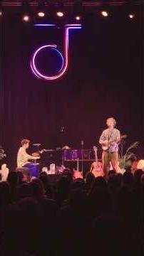 Jacob and Sam Amidon singing Walkin’ Boss in Edinburgh 🏴󠁧󠁢󠁳󠁣󠁴󠁿