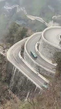 Tianmen Mountain: Crossing the Gate to Heaven! 🏔️✨