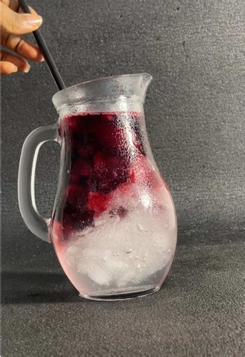 Cocktail deux tons bissap et Sprite — recette simple