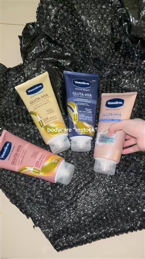 4K views · 31 reactions | Magandang klaseng lotion lang sapat na mga sis 﫢朗 Sh0peehttps://shope.ee/1Az5GJkS4e Lazad@https://s.lazada.com.ph/s.9gX3E?cc #bodycare #bodytips #skincareviral | Cris Cosmetics | Facebook