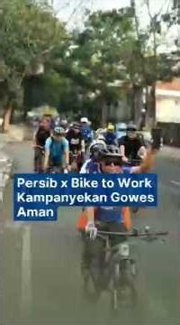 Persib x Bike to Work Campaign for Safe Cycling #cycling #biketowork #persib