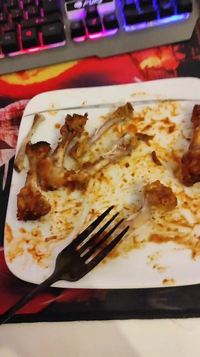 what he doing there? 🧐#fyp #fypシ #fnafsecuritybreach #fnaf #joke #yummy