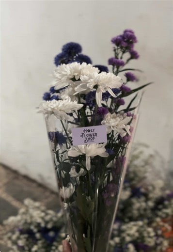 banyak berbagai macam pilihan buket ya harga nya mulai dari 15rban aja, bisa request bunga juga yaa, cepetan di order sebelum kehabisan☺️ #freeshflower #buketmajalengka #rajagaluh #majalengkapride🏴‍☠️ #bunga