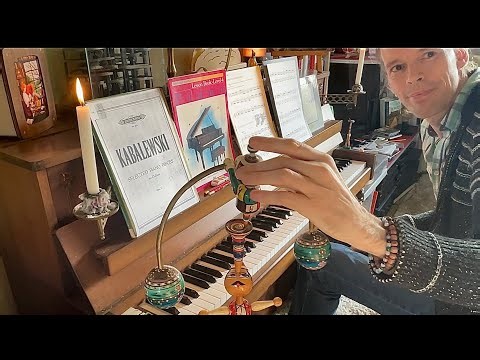 Comedians' Dance, D. Kabalevsky 🎹 (voor Jade ! 👍🏻☺️)