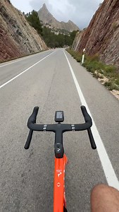 Going through the weekend hills be like… #velo7 #cycling #roadbike #roadcycling #cyclingshots #cyclingphotos #cyclinglife #cyclist #biking | VÉLO7