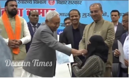 Deccan Times on Instagram: "Hijab Hatane Ka Video Viral, Nitish Kumar Ke Rawaiyye Par Siyasi Hungama, Istifa Ka Mutalba Patna: Bihar ke Chief Minister Nitish Kumar ka ek video social media par tezi se viral ho raha hai, jismein wo AYUSH doctors ko appointment letters dene ke program ke dauran ek Muslim khatoon doctor ka hijab hatate hue nazar aa rahe hain. Is waqia ke baad siyasi halqon aur awam mein sakht barhami dekhi ja rahi hai. Yeh waqia us waqt pesh aaya jab Chief Minister Nitish Kumar, De