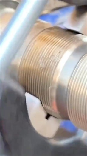 Slipped or damaged half-shaft sleeve threads? This all-in-one thread repair tool is here to save the day! 🛠️ Combining pulling and pressing functions, it effortlessly fixes thread issues across multiple specifications—perfect for both passenger cars and commercial vehicles. Simple operation, precise correction without part replacement—cost-effective and efficient. Premium materials ensure wear resistance and durability, suitable for auto repair shops or DIY car enthusiasts. With this tool in ha