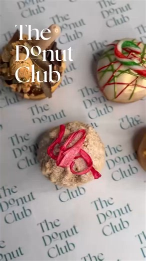 🍩 Spotted at Jumpin Fun… something delicious! 🍩 We’re excited to share that Jumpin Fun use The Donut Club for the delicious gourmet donuts served in their café 🤍 The perfect treat after all that bouncing, flipping and non-stop fun! Can’t make it to the café? No problem — our gourmet donuts are available online 👇 👉 www.thedonutclub.co.uk #TheDonutClub #JumpinFun #GourmetDonuts #DonutLovers #CafeTreats #SweetTooth #DonutTime #SupportLocal #FreshDonuts #DonutLovers #SweetTreats #DessertGoals #