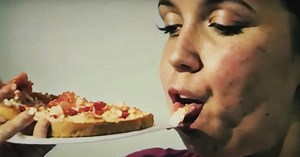 ‘Cursed’ pizza commercial generated by AI is terrifying the internet