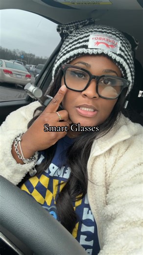 Smart Glasses for Discreet Public Recording