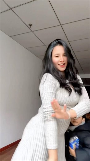 Current Lagla 🥰 #nepalisong #nepali #song #dance #sweetsong #shorts #ytshorts #viral #fyp