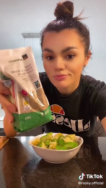 Addictive cucumber 🥒 ✨Ig:rooxy.official #rooxy #viral #snack #snacktime #easyrecipe #recipe #weightloss #caloriedeficit #asmr #asmrsounds #eat