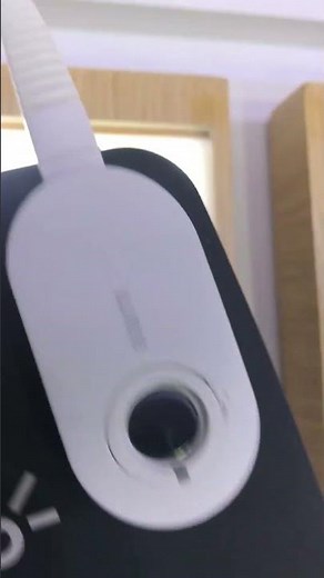 CLARO TV+ 4K SOUNDBOX Bang & Olufsen