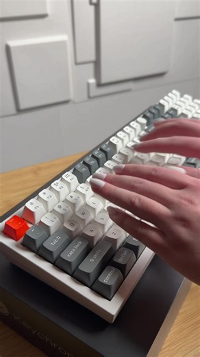 How to repair a broken key on your keyboard. If you have a mechanical keyboard this could be a fairly simple fix. Have you accidentally done this? #keyboard #mechanicalkeyboard #customkeyboard #pcgamer #gamingpc