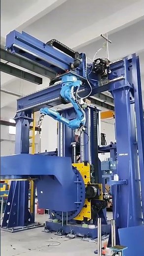 Robotic welding station with the gantry for welding large workpieces