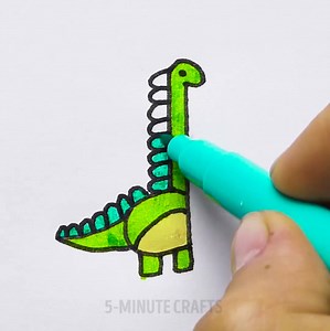 5.2M views · 7.8K reactions | Drawing tricks that’ll make everyone an artist.  | 5-Minute Crafts Play | Facebook