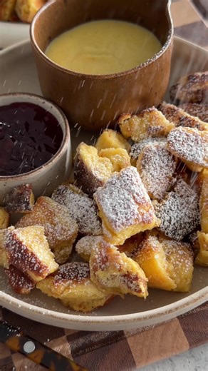 Austrian Kaiserschmarrn - I fell in love with these from the famous cafe Demel in Vienna and had to try recreating at home although nothing compares to the real deal 🤎 so fluffy in the center but crispy on the edges and not too sweet! Full recipe up on the blog as always - www.moribyan.com - or follow the link in bio! #dessert #pancakes #recipe #food #austrian