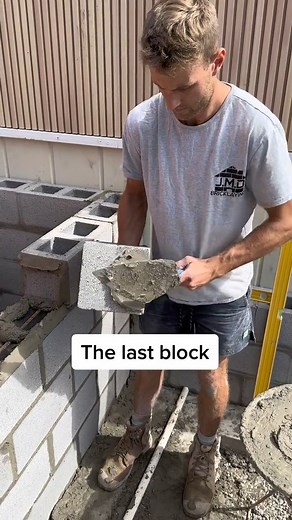How To Lay Bricks tricks For Beginners Using a line🧱 | Bricklayer