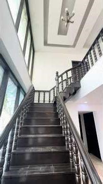 Noida sector 52 blue line Metro Station.5500 ft.² penthouse.Duplex penthouse ( 5 BHK )