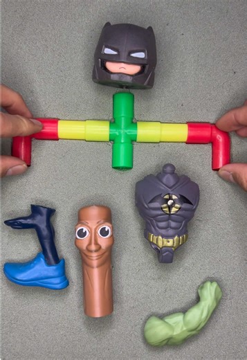 I made siren's head from the squid game toys using liquid metal part 56