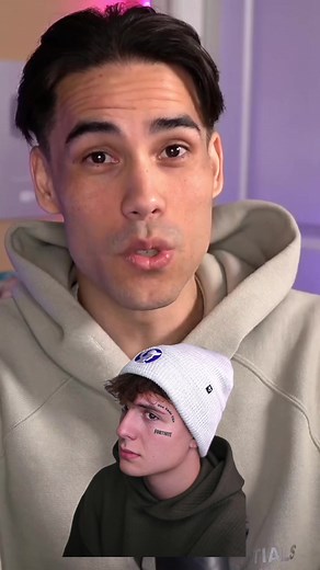 Clix got a Fortnite Face Tattoo? 😱🙃 #tkrandell #akinator #fortnite #clix