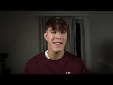 What Does a Lanky Body Mean? Plus, How to Appear Less Lanky