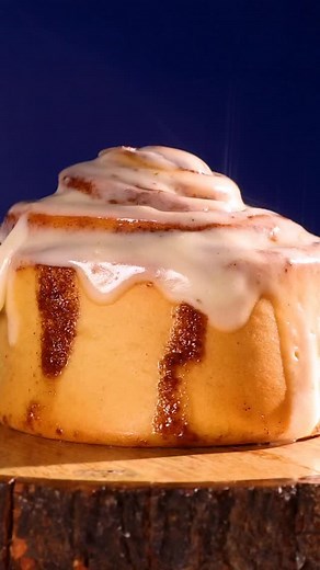 APPLE CRUMBLE BON > store bought apple pie 🍎 meet our newest topped bon layered with warm diced apples with a drizzle of caramel sauce and a streusel crumble topping! available for a limited time only at participating locations. | Cinnabon