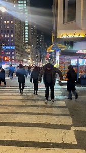 Buddy the elf in NYC 🗽🇺🇸🧝🏽🎅🏽 . . . . . #elf #buddytheelf #newyork #newyork | David Crossley