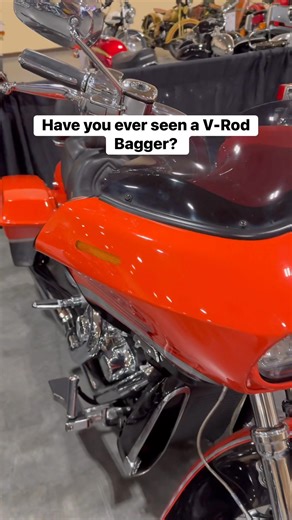Have You Ever Seen a Harley V-Rod Bagger? 🤯 | CycleDrag