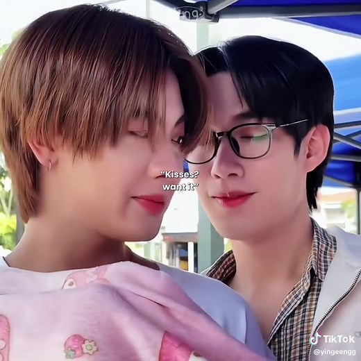 TleFirstone: Obsessed with Skinship