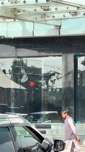 Ajkal Meri video viral q nhi ho rhi koi bta skta hai#i think views problems #Doctor Khan UK London #