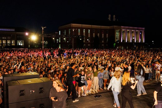 Students fill Academic Lawn, Prayer Chapel for end-of-semester praise and worship | Liberty News