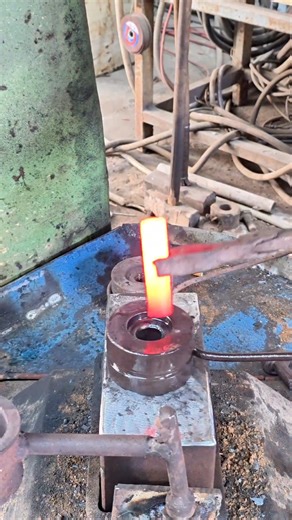 Process Point on Instagram: "Hot forging metal parts with an automatic hammer #Forging #Blacksmithing #Metalworking #IndustrialManufacturing #HotForging"