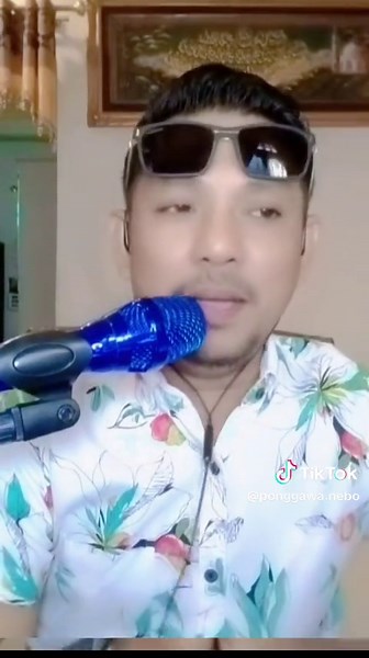 Armiati, terima kasih atas dukungan luar biasa Anda di LIVE saya! Saya akan terus membuat konten LIVE yang lebih baik! @Armiati #tiktoklive #livehighlights #livegift #hatandmustache #topidankumis