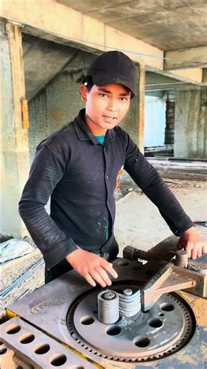 How to use banding machine #comedy #construction #memes