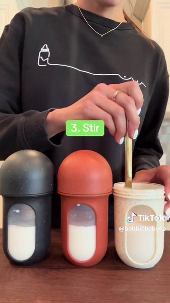 3 ways to mix it up! 🍼 1.Swirl 2.Shake 3.Stir And remember, foam is normal! If you notice any foam, allowing the bottle to rest for 5 minutes after mixing and then gently stirring the bottle should reduce the amount of foam 👐 #makeabottlewithme #bottleboldly #bobbieformula #formulafeeding #babyformula #bottlefeeding