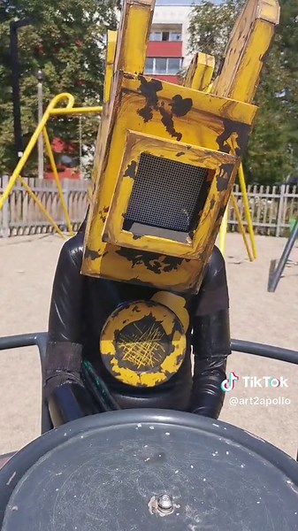 Cosplay Transformation as Sammy Lawrence from Bendy and the Ink Machine