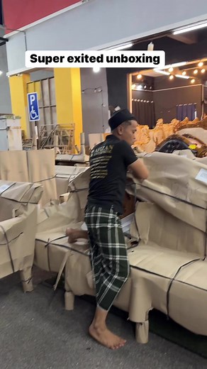 Selalu dan hari hari kena betsemangat untuk siapkan barang cestemer supaya dapat beraya dengan set baru | Boss Ijan