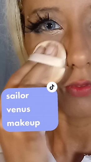 Sailor Venus Makeup Tutorial