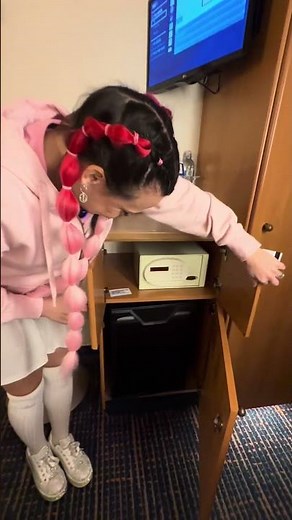 Carnival Splendor Interior Cabin Tour 9235 🛳️💖#carnivalsplendor #shipcabin