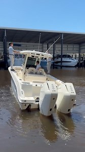Bye bye bye boat roll! We love seeing every Seakeeper demo no matter what boat and which marina. Shoutout to the crew at MarineMax Naples for giving this Seakeeper 1 equipped Boston Whaler, Inc. - Global 280 a little rock by the dock! | Seakeeper