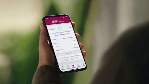 BB&T Checking TV Spot, 'Get Back On Your Way'