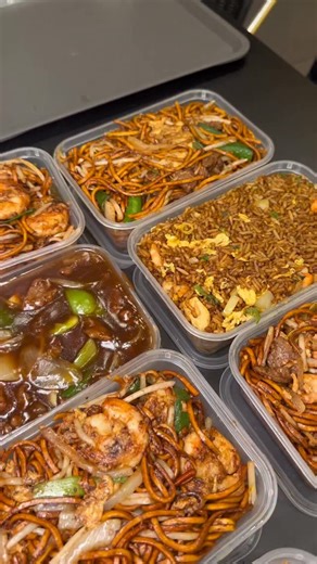 HUNGRY HIJABI | DIGITAL CREATOR on Instagram: "GANSU @gansuldn 📍106 Roman Road E2 0RN 👉🏼Halal Chinese Food, 👉🏼Bethnal Green 👉🏼Easy Menu 👉🏼Naga Option Available 👉🏼Takeaway Only (small eat in option) 👉🏼Open 12-11pm Everyday Can you please not cook tonight? Instead, call up Gansu and order yourself a halal Chinese dinner for takeaway Thursday. Or better yet. jump in the car and drive to Bethnal Green. There’s something for everyone, and guess what? It’s not expensive. Perfect for anyon