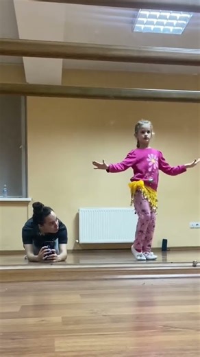 Little Belly Dancer🥰🥰🥰🥰